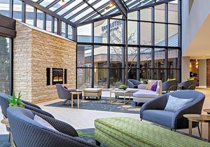 DoubleTree by Hilton Fairfield Hotel & Suites