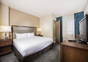 DoubleTree by Hilton West Palm Beach Airport