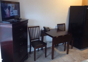 Downtown Kenai Full Kitchen Suite