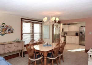 Downtown Rehoboth Beach Home Sleeps 8 w/Parking