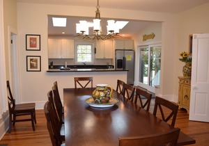 Downtown Rehoboth Beach w/7 Suites Parking Steps to the Beach!