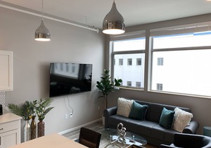 Downtown Smart Apartment at R7 Lofts