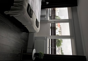 Downtown studio on the main shopping street