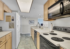 DR 1405 - Beautiful oceanfront condo with tennis, pool and easy beach access