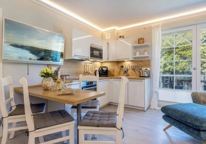 Dream holiday apartment for families with 2 bedrooms for 3 people, balcony and d