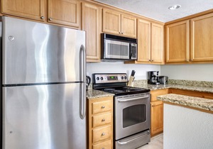 Dreamy Santa Clara 2BR w/Gym, Pool & W/D, walk to Safeway, by Blueground