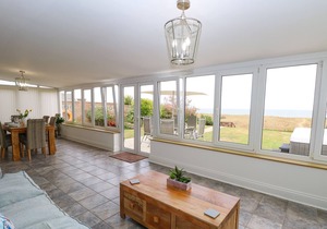 Drifters, WINTERTON-ON-SEA