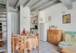 Duplex 3 Pièces 6 Pers., Terrasse, Calme, Proche Centre - FR-1-402-93