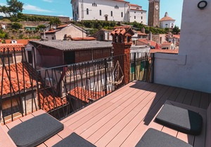 Duplex apartment with private terrace in Piran