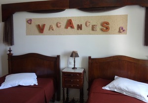 DUPLEX IN OLD MASTER HOUSE WITH POOL, PARKING, BEACHES 8 km