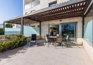 Duplex La Nau By homevillas360