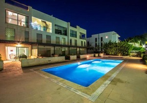 Duplex La Nau By homevillas360