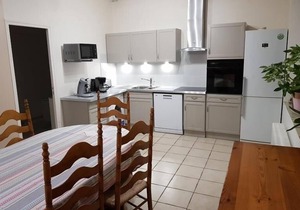 Duplex paisible avec jardin privé, proche Montargis et Pithiviers, idéal pour couple ou pro