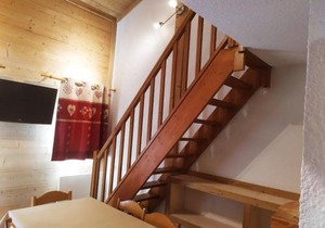 Duplex rénové pour 6/7 pers face aux pistes avec WiFi à Termignon - FR-1-508-222
