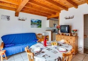 Duplex T3 7 pers, calme, terrasse, parking, proche Luz-St-Sauveur - FR-1-402-36