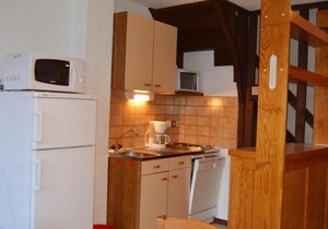 Duplex T4 7 pers avec terrasse et parking à Esquièze-Sère - FR-1-402-73