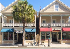 Duval Dream Loft- Pvt. Balcony Overlooking Duval!