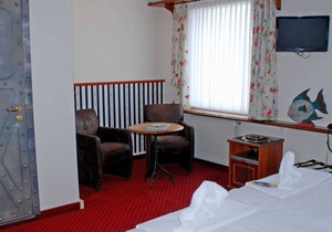 DZ 109 - DEB 014 maritime hotel with adventure gastronomy