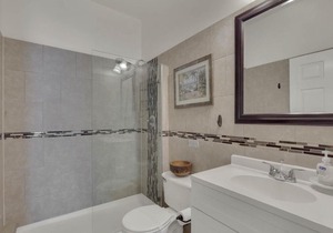 E131MJL - 4 beds pool & spa home on golf course