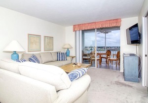 Eag 4-705 - Eagle Cay home