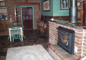 Eagle Foundry Bed & Breakfast