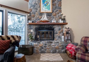 Eagles Nest Condo #81