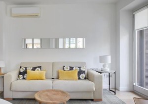 Easo Suite 2B by FeelFree Rentals