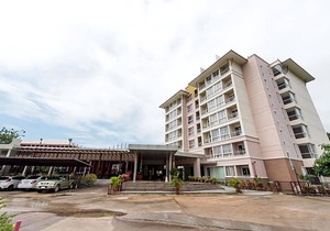 Eastiny Resort & Spa