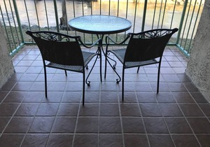 Easy Access Off The Parkway, Close to Everything!