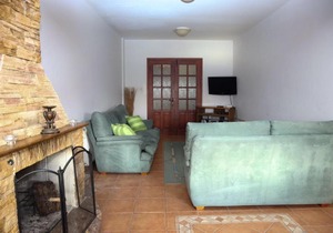 Easy Holidays Kiti Center