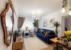 Eclectic 3 bedroom Calea Victoriei by Urbanesq