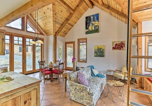 Eclectic Shasta Cascade Getaway on 15-Acre Ranch!