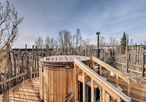 Eco Cabin w/ Mtn View - Near Taos Ski & Town!