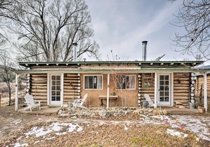 Eco Cabin w/ Mtn View - Near Taos Ski & Town!