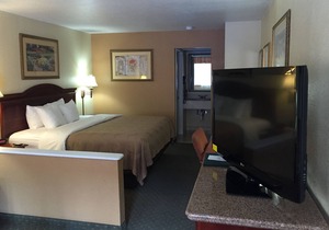 Econo Lodge Inn & Suites Eagle Pass