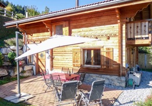Ecureuil noir by Interhome