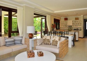 Eden Island Luxury Accommodation