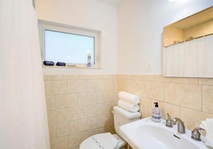 Efficiency 2 on water Las Olas, beach and free kayaks