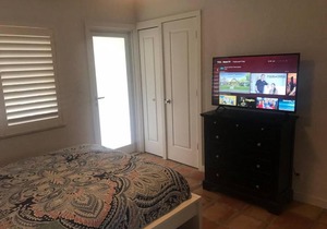 Efficiency 3 on water Las Olas, beach and free kayaks