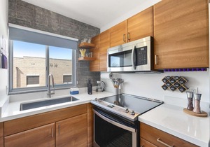 Efficient Living in DTPH - Poolside.