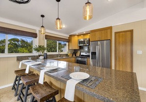 Ehukai Beach Hale: Ocean View Home With A/C, Steps From Pipeline