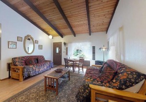 Ekomomai Retreat