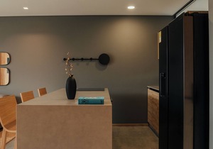 El Poblado, Medellín - Private Hot Tub & Balcony - AC-300mb- Deluxe - Wake 1015!