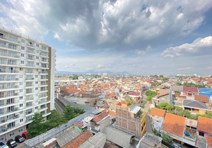 Elegant 2Br Apartment at Gateway Pasteur Near Pasteur Exit Toll