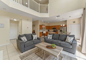 Elegant 6 bedroom home in the Solana Resort