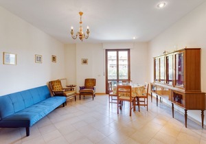 Elegant apartment with swimming pool and gym on Lake Trasimeno