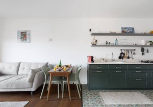 Elegant Apt w Balcony & Mamad in Heart of Tel Aviv