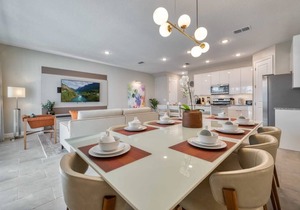 Elegant Vacation Home Near Disney