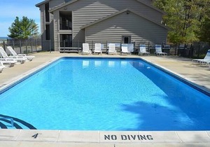 ELK RAPIDS GRAND TRAVERSE BAY CONDO