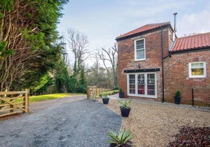 Elmwood Cottage